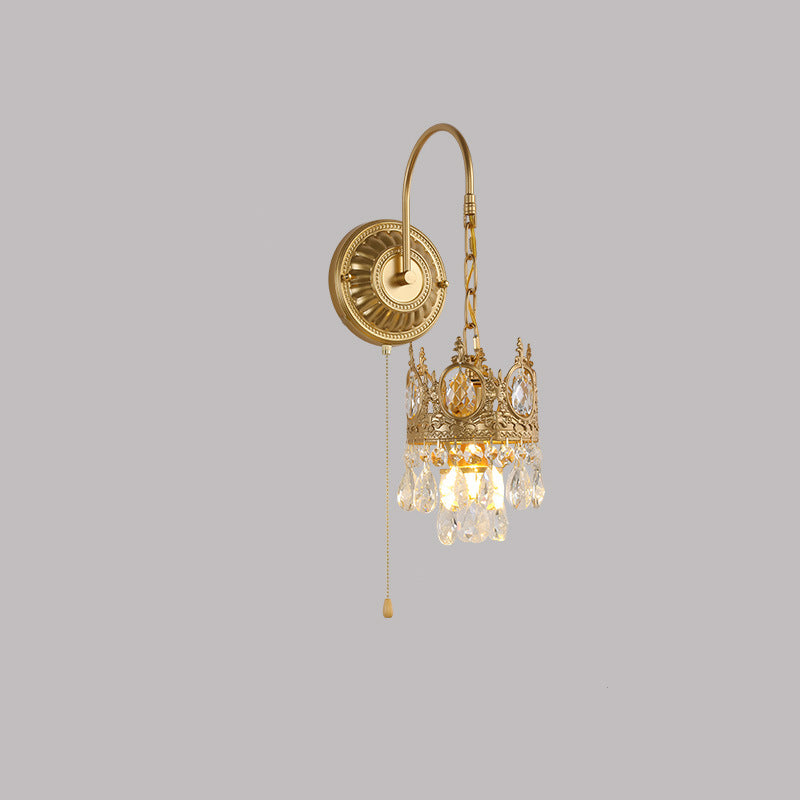Applique murale en fer et cristal à couronne ronde traditionnelle française à 1 lumière pour salon 