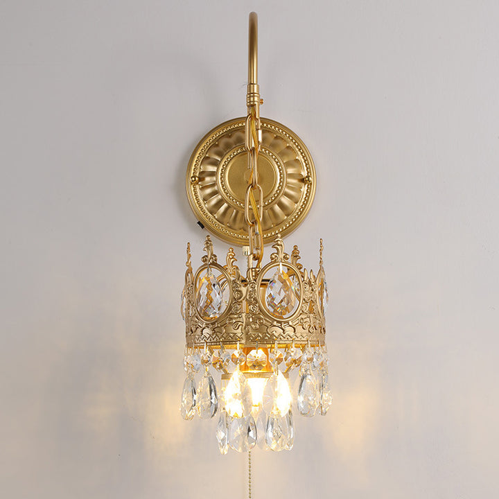 Applique murale en fer et cristal à couronne ronde traditionnelle française à 1 lumière pour salon 