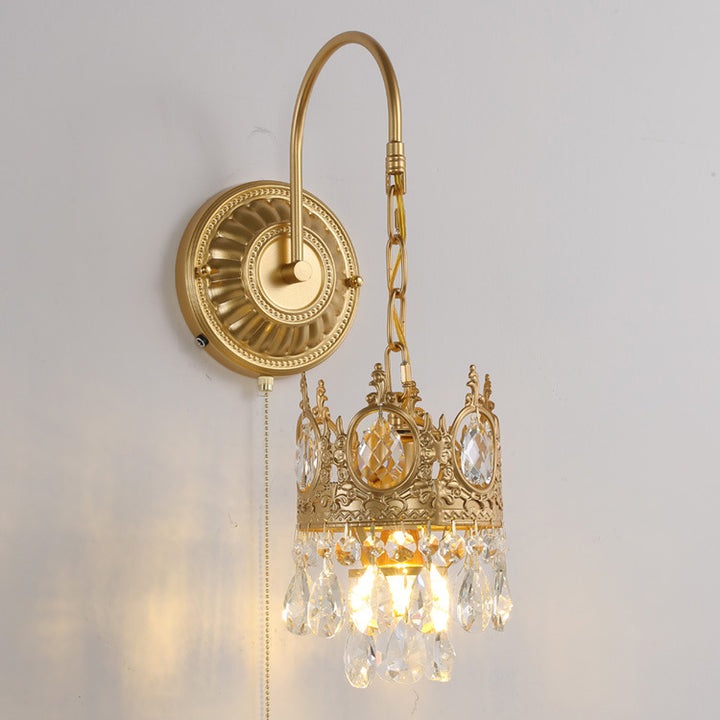 Applique murale en fer et cristal à couronne ronde traditionnelle française à 1 lumière pour salon 