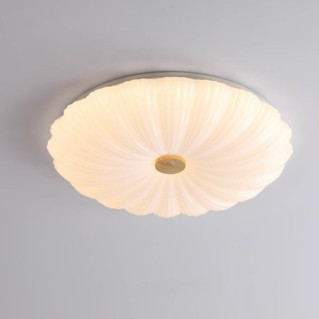 Plafonnier LED en bois avec abat-jour en acrylique rayé de fleurs rondes minimalistes modernes pour chambre 