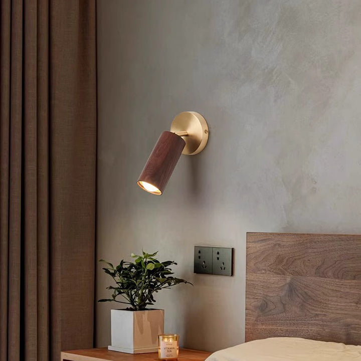 Applique murale LED moderne minimaliste cylindre rond en cuivre avec abat-jour en bois pour chambre à coucher 