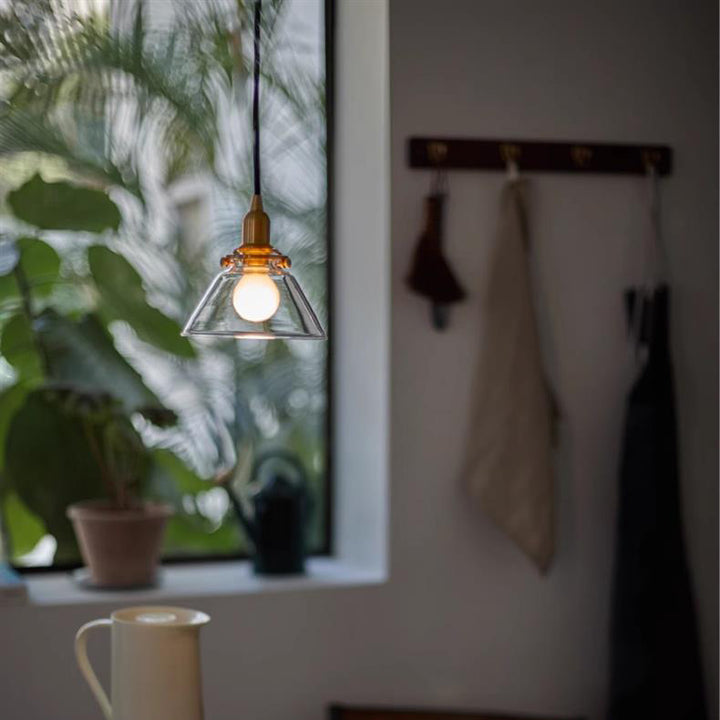 Abat-jour en verre rayé trapézoïdal rond nordique contemporain en laiton avec une lumière suspendue pour salon 