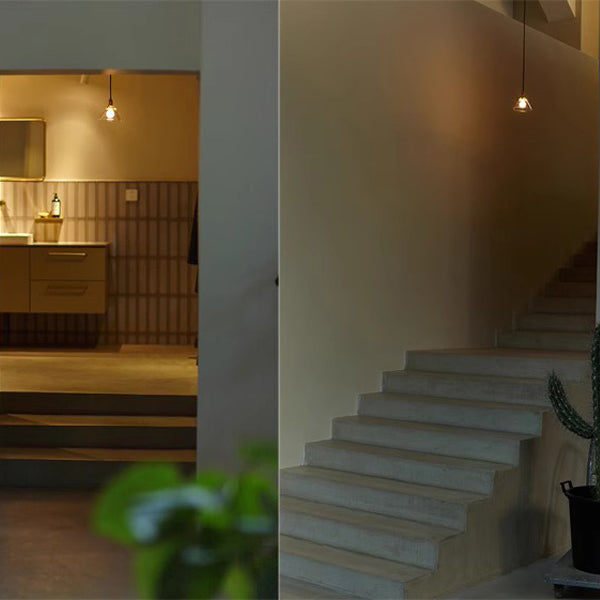 Abat-jour en verre rayé trapézoïdal rond nordique contemporain en laiton avec une lumière suspendue pour salon 