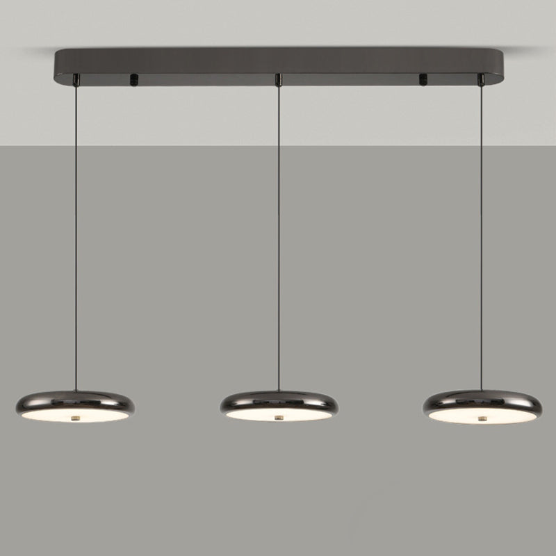 Zeitgenössischer nordischer runder Frisbee-förmiger Hardware-Acryl-LED-Insel-Licht-Kronleuchter für das Esszimmer 