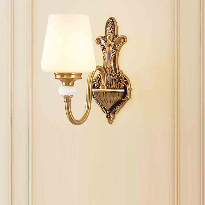 Applique murale en laiton sculpté avec verre en forme de coupe ronde européenne traditionnelle, 1/2 lumière, pour salon 