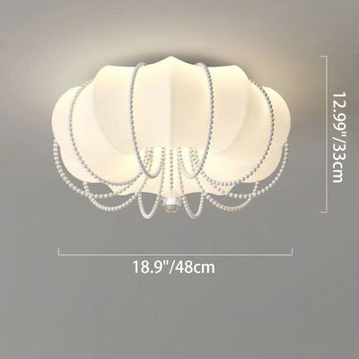 Luz de techo LED de montaje empotrado con forma de nube redonda minimalista moderna, cadena de perla sintética, pantalla de PE de hierro para dormitorio 