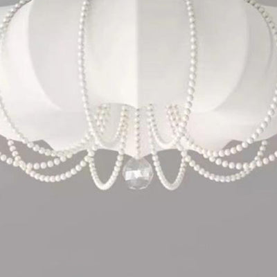 Luz de techo LED de montaje empotrado con forma de nube redonda minimalista moderna, cadena de perla sintética, pantalla de PE de hierro para dormitorio 