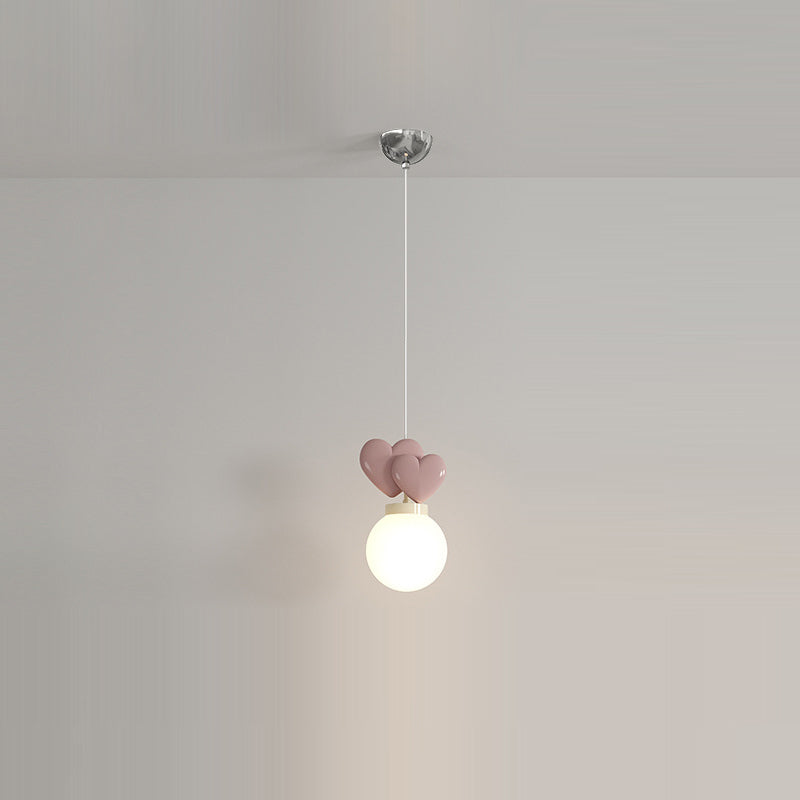 Lustre suspendu à 1 lumière en résine avec matériel moderne minimaliste en forme de cœur d&