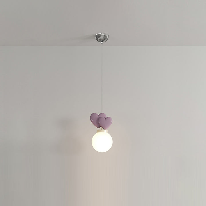 Lustre suspendu à 1 lumière en résine avec matériel moderne minimaliste en forme de cœur d&