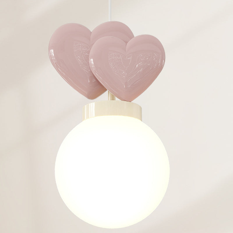 Lustre suspendu à 1 lumière en résine avec matériel moderne minimaliste en forme de cœur d&
