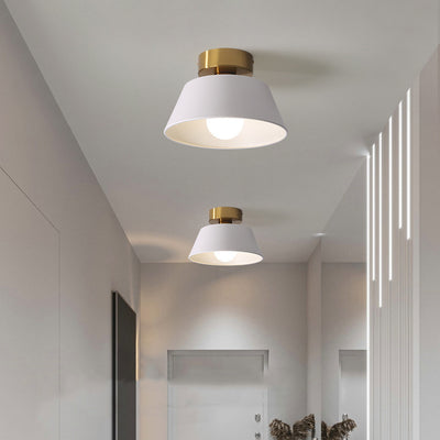 Moderne minimalistische runde trapezförmige Eisen-Deckenleuchte mit 1 Licht für das Wohnzimmer 
