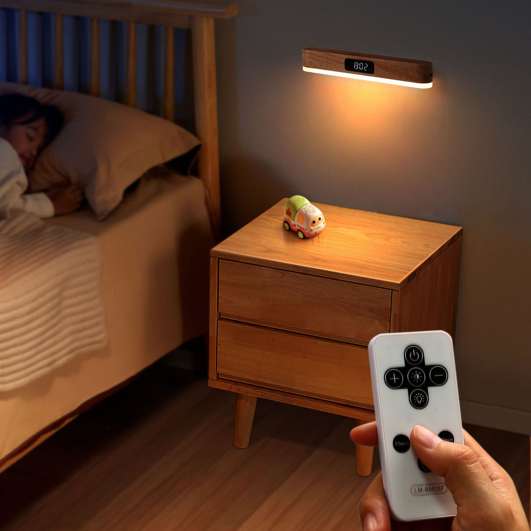 Moderne minimalistische wiederaufladbare rechteckige Uhr aus Massivholz Metall Kunststoff LED Wandleuchte für Schlafzimmer 