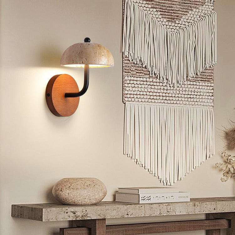 Applique murale LED en forme de champignon rond demi-rond traditionnel japonais avec cadre en bois travertin jaune et abat-jour en acrylique pour chambre à coucher 