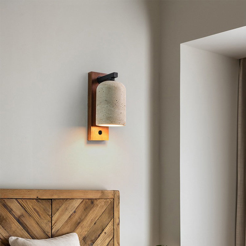 伝統的な日本のシリンダー長方形無垢材バックボードイエロートラバーチンシェード1灯ウォールスコンスランプ寝室用 
