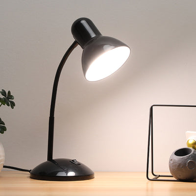 Moderne minimalistische runde Hornform Eisen 1-Licht Tischlampe für das Schlafzimmer 