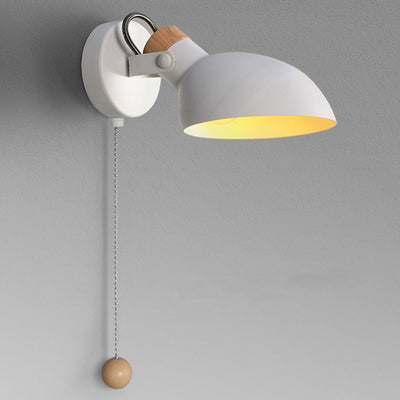Moderne minimalistische runde Löffelform Metall Holz 1-Licht Wandleuchte für Schlafzimmer 