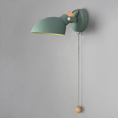 Moderne minimalistische runde Löffelform Metall Holz 1-Licht Wandleuchte für Schlafzimmer 