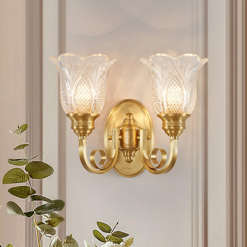 Applique murale contemporaine de luxe en forme de coupe de fleur à poteau incurvé en cuivre et verre 1/2 lumière pour salon 