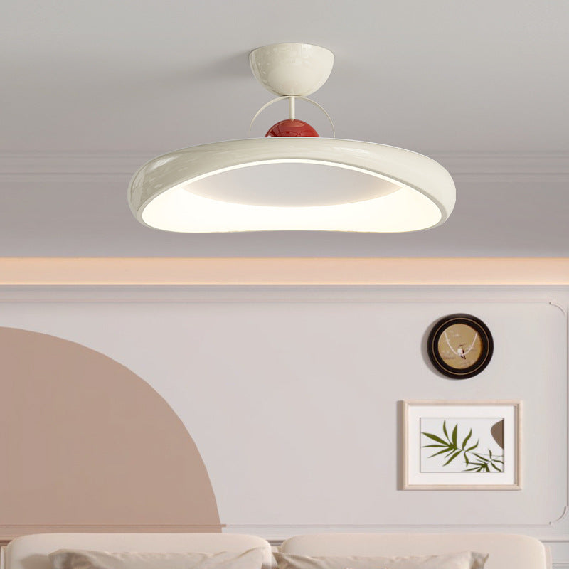 Moderne minimalistische unregelmäßige Scheibe Eisen Acrylschirm LED-Halbeinbau-Deckenleuchte für das Wohnzimmer 