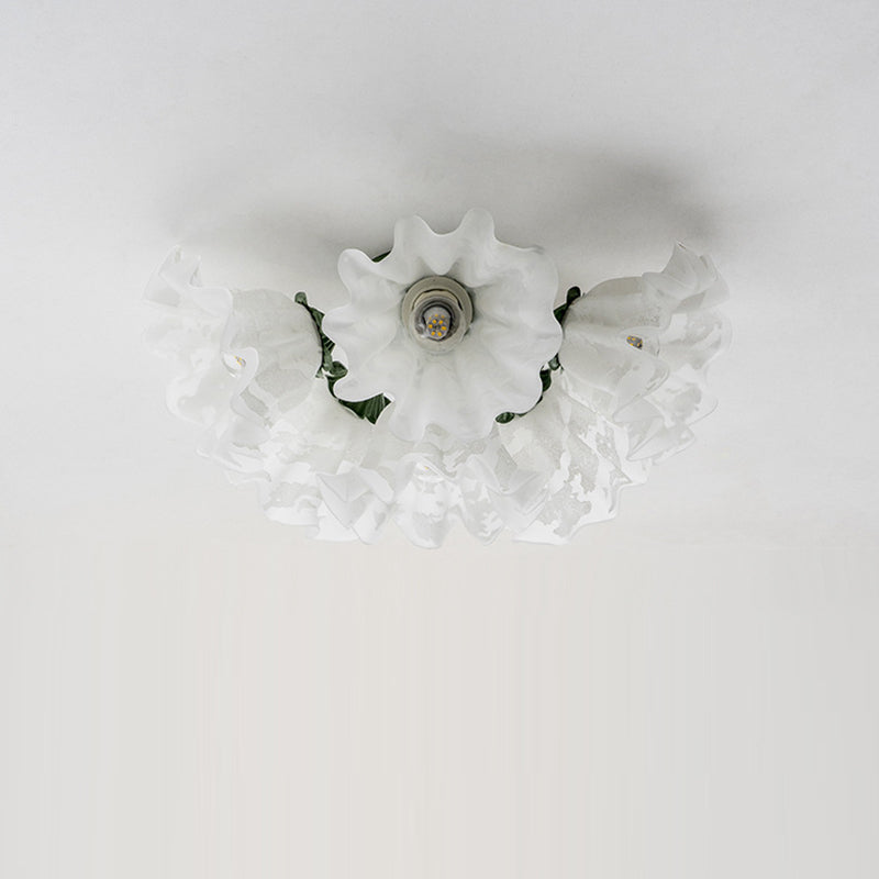 Zeitgenössische kreative Glocken-Orchideenblume Eisen Acryl Schirm 6-Licht Semi-Flush Mount Deckenleuchte für Schlafzimmer 