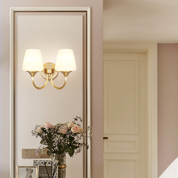 Applique murale traditionnelle européenne en forme de coupe ronde avec abat-jour en verre de cuivre complet 1/2 lumière pour salon 