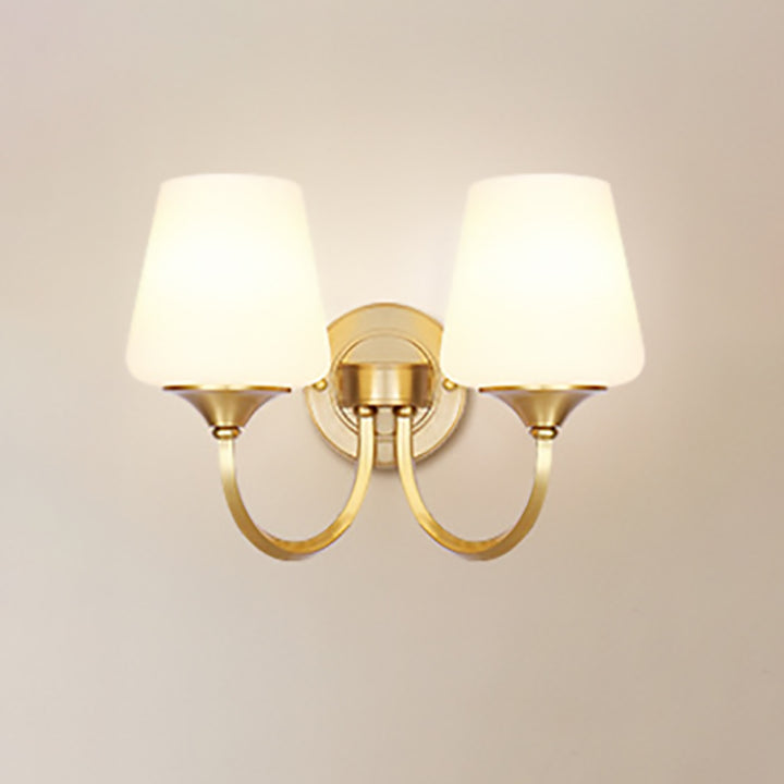Applique murale traditionnelle européenne en forme de coupe ronde avec abat-jour en verre de cuivre complet 1/2 lumière pour salon 