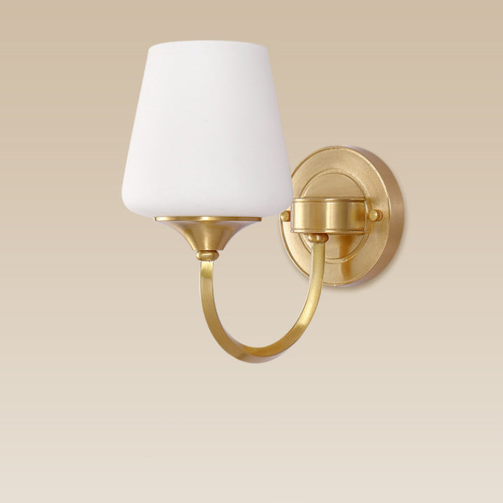 Applique murale traditionnelle européenne en forme de coupe ronde avec abat-jour en verre de cuivre complet 1/2 lumière pour salon 