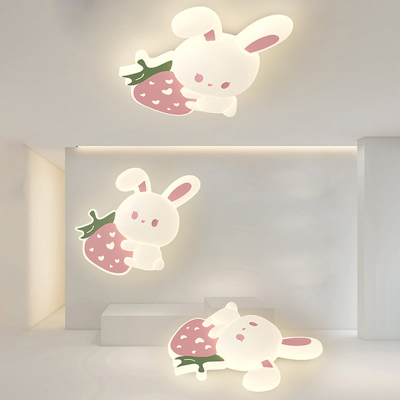 Luz de techo empotrada LED de hierro con conejo de fresa para niños creativos contemporáneos para dormitorio 