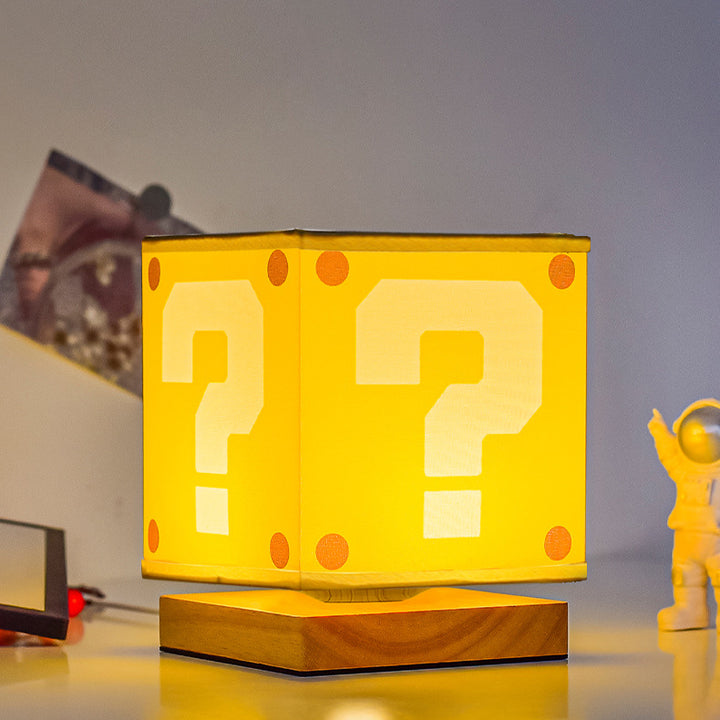 Moderne Art-Déco-Quadratische Blumenstoffschirm Massivholzsockel LED Tischlampe für Schlafzimmer 
