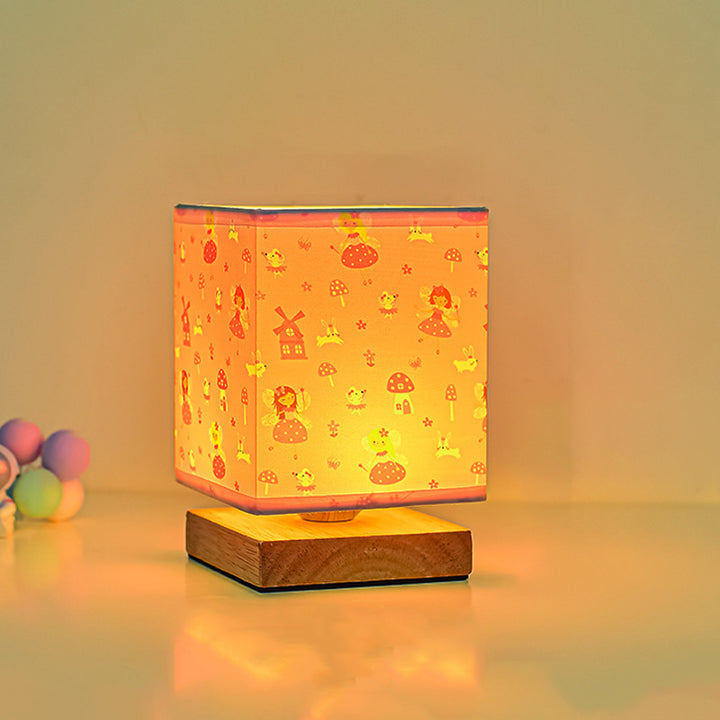 Moderne Art-Déco-Quadratische Blumenstoffschirm Massivholzsockel LED Tischlampe für Schlafzimmer 