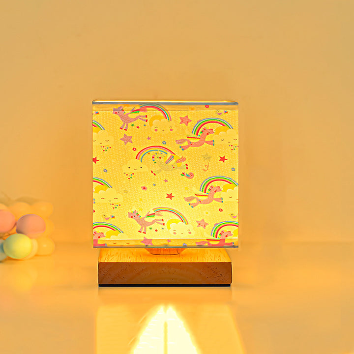 Moderne Art-Déco-Quadratische Blumenstoffschirm Massivholzsockel LED Tischlampe für Schlafzimmer 