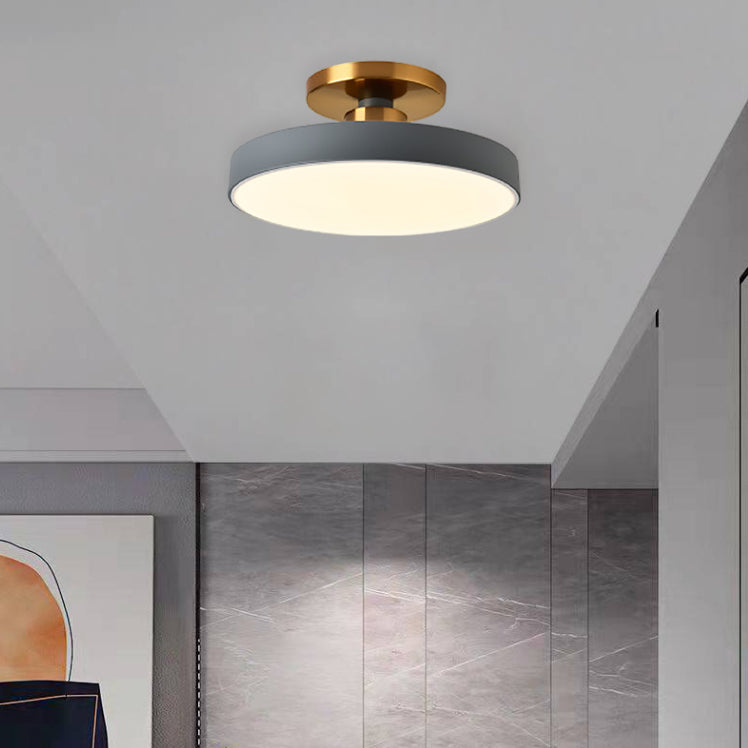 Moderne minimalistische runde Eisenrahmen-Acrylschirm-LED-Deckenleuchte für Schlafzimmer 