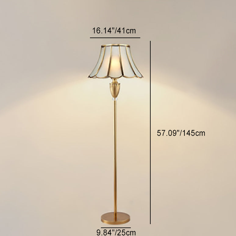 Lámpara de pie de 1 luz de vidrio de cobre con encaje redondo tradicional europeo para sala de estar 