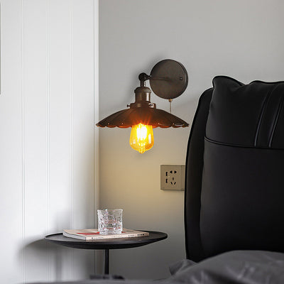 Traditional Rustic Round Petal Iron 1-Light Wall Sconce Lamp For Bedroom