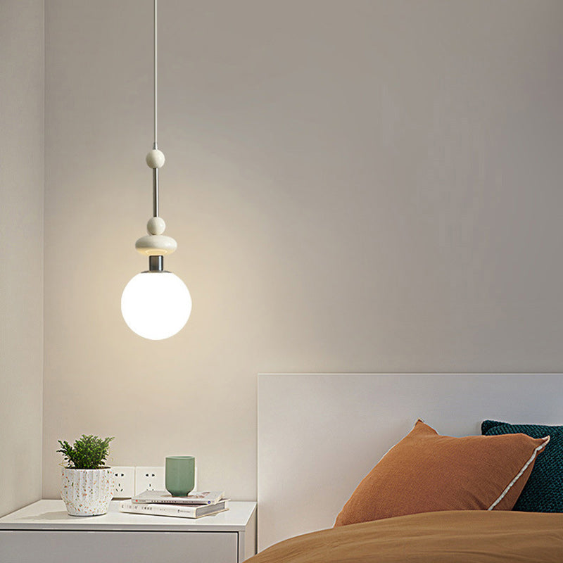 Moderne minimalistische runde Globus-Rundperlen Eisen 1-Licht Pendelleuchte für das Schlafzimmer 