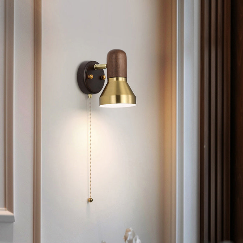 Traditionelle französische Wandleuchte in Hornform mit 1 Licht für das Schlafzimmer 