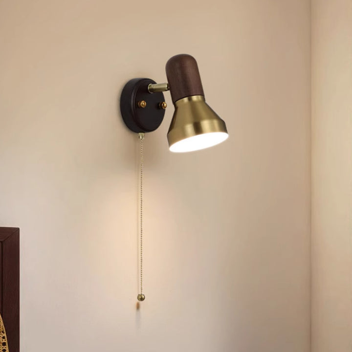 Traditionelle französische Wandleuchte in Hornform mit 1 Licht für das Schlafzimmer 