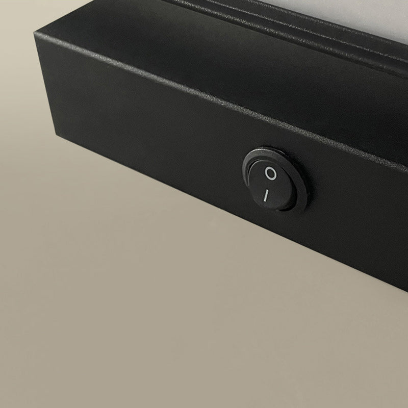 Moderne minimalistische rechteckige Aluminium-Eisen-Rahmen-PP-Schirm-LED-Wandleuchte für das Wohnzimmer 