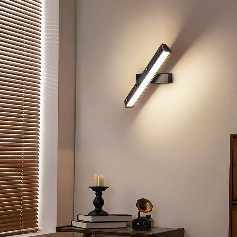 Moderne minimalistische rechteckige Aluminium-Eisen-Rahmen-PP-Schirm-LED-Wandleuchte für das Wohnzimmer 