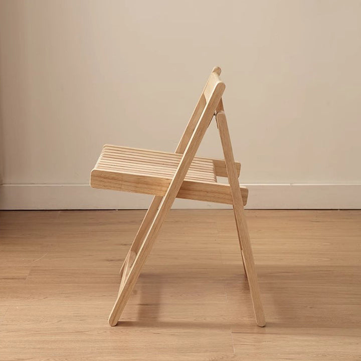 Moderner klappbarer rechteckiger Esszimmerstuhl im nordischen Stil aus Rubberwood mit Latten-Rückenlehne für das Esszimmer 