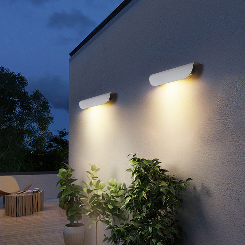 Aplique de pared LED de vidrio de aluminio rectangular impermeable moderno minimalista para patio exterior 
