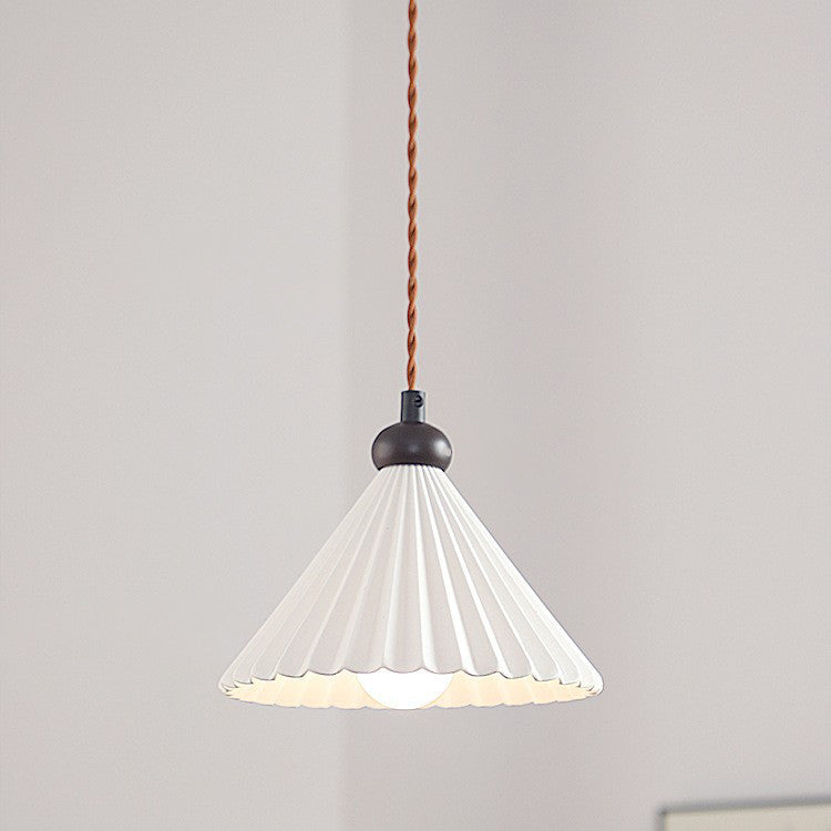 Traditional Vintage Cone Pleated Ceramic Shade Wood 1-Light Pendant Light For Living Room