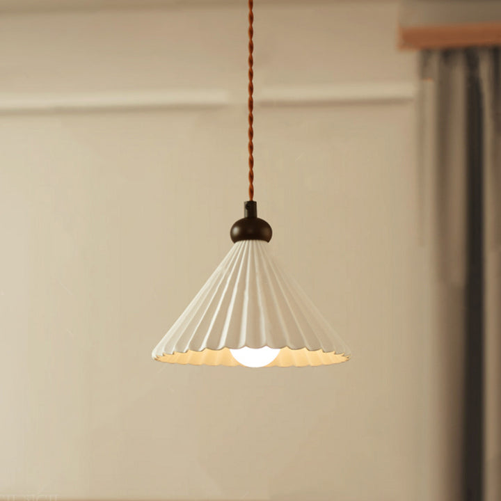Traditional Vintage Cone Pleated Ceramic Shade Wood 1-Light Pendant Light For Living Room