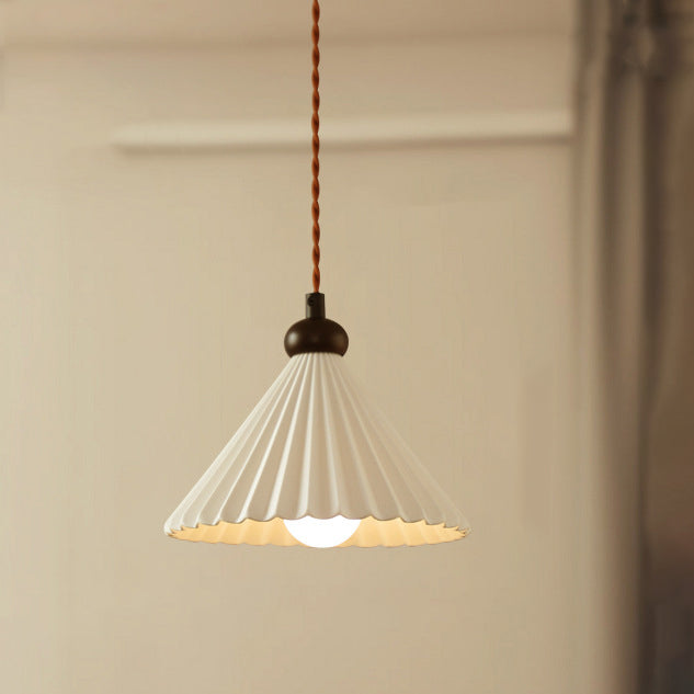 Traditional Vintage Cone Pleated Ceramic Shade Wood 1-Light Pendant Light For Living Room