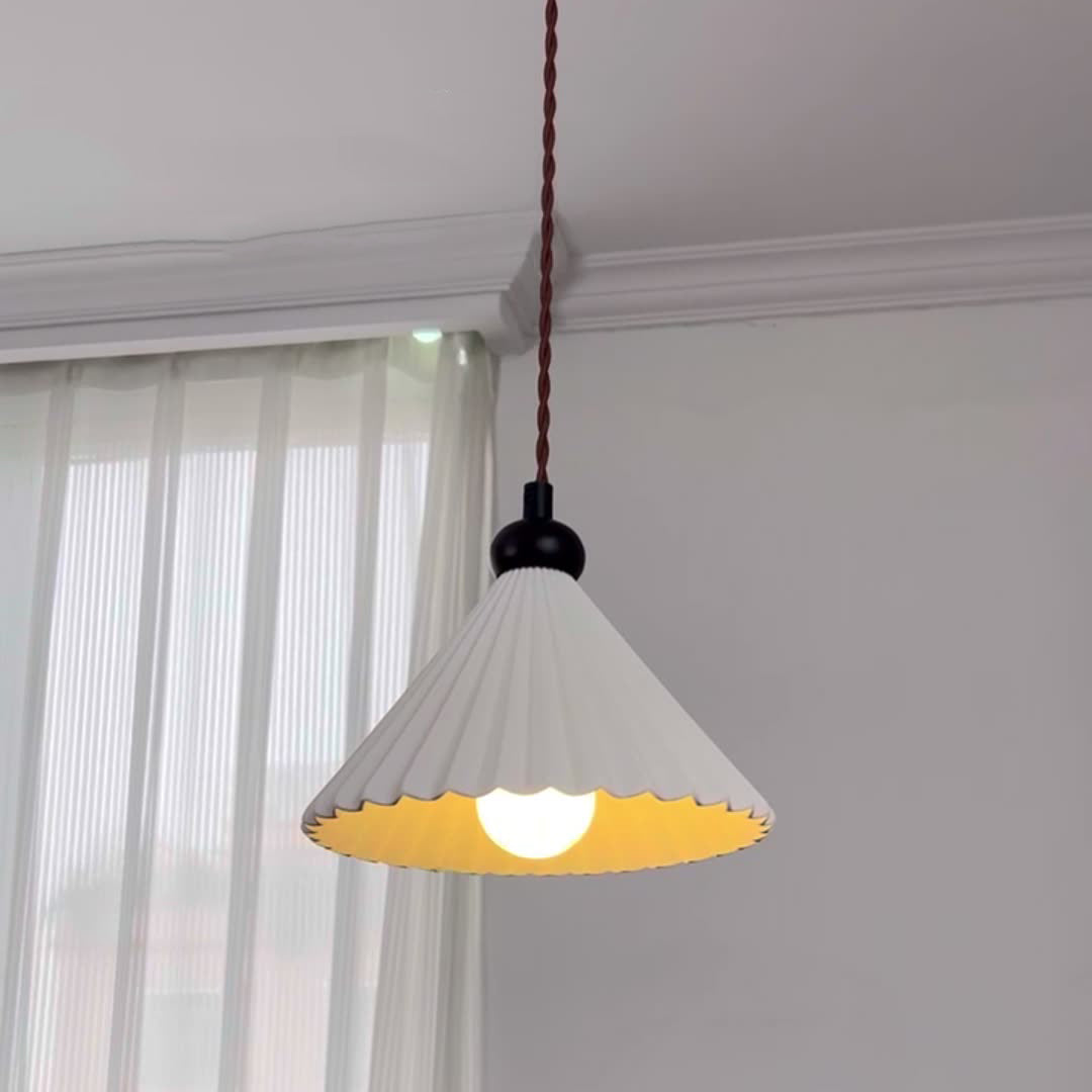Traditional Vintage Cone Pleated Ceramic Shade Wood 1-Light Pendant Light For Living Room