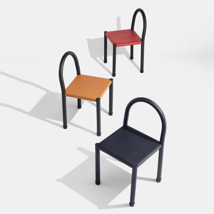 Chaise de salle à manger contemporaine nordique en cuir et acier au carbone, dossier demi-rond, pour salle à manger 