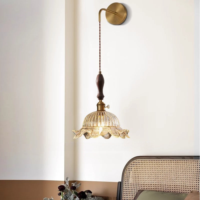 Traditional Japanese Round Dome Flower Brass Glass Shade 1-Light Wall Sconce Lamp For Living Room