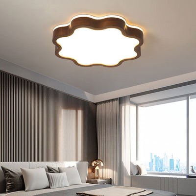Contemporary Creative Cloud Shape Wood Grain Rubberwood Acrylic Shade LED Flush Mount Ceiling Light For Living Room