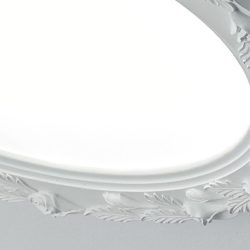 Traditionelle französische runde geschnitzte Blumen Eisenharz Acryl LED Deckenleuchte für Schlafzimmer 
