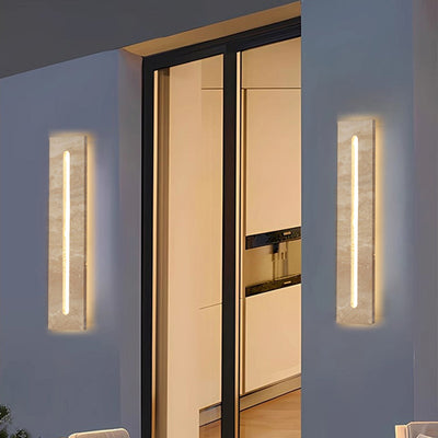 Moderne minimalistische Außen- und Innen-Wandleuchte mit rechteckigem gelbem Travertinrahmen und Acrylschirm für das Wohnzimmer 